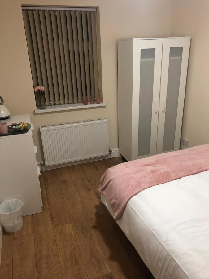 Big Room Rusholme With Tv And Private Bathroom-Parking&Wifi Manchester Exterior photo