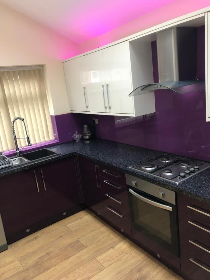 Big Room Rusholme With Tv And Private Bathroom-Parking&Wifi Manchester Exterior photo