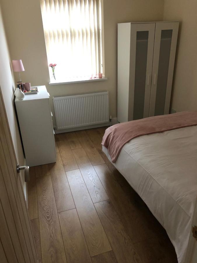 Big Room Rusholme With Tv And Private Bathroom-Parking&Wifi Manchester Exterior photo