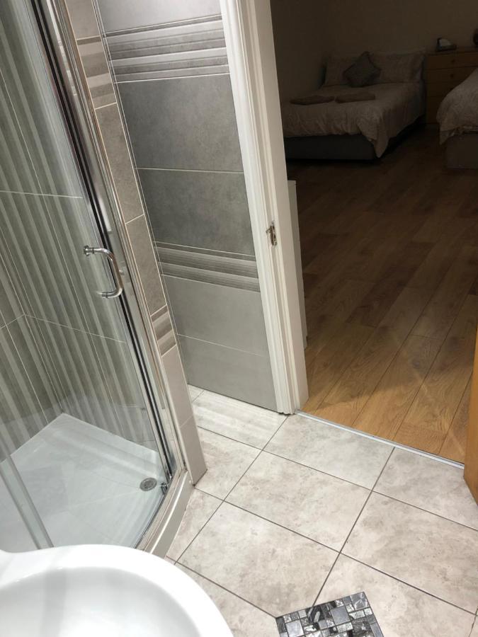 Big Room Rusholme With Tv And Private Bathroom-Parking&Wifi Manchester Exterior photo
