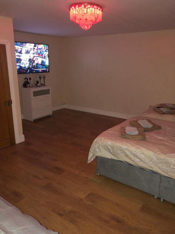 Big Room Rusholme With Tv And Private Bathroom-Parking&Wifi Manchester Exterior photo
