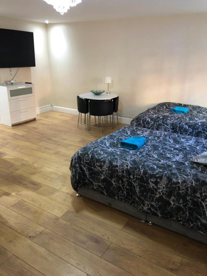 Big Room Rusholme With Tv And Private Bathroom-Parking&Wifi Manchester Exterior photo