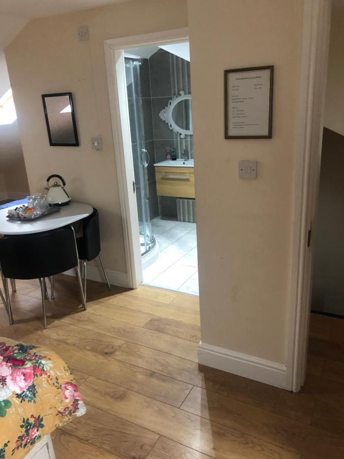 Big Room Rusholme With Tv And Private Bathroom-Parking&Wifi Manchester Exterior photo